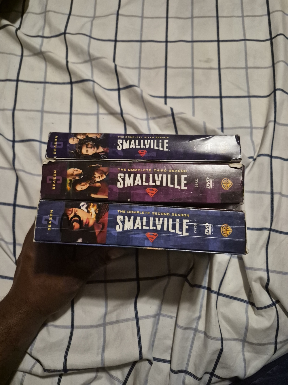Warner Bros. Smallville DVD Set - Blue & Purple. Season 2-3-6